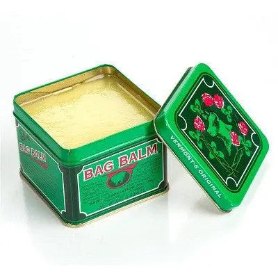 Bag Balm Vermont's Original Hand Moisturizer, Hand Balm for Dry Skin,  Cracked Hands, Heels & Dry Hands Treatment, For Dogs and More Ointment,  Lotion 